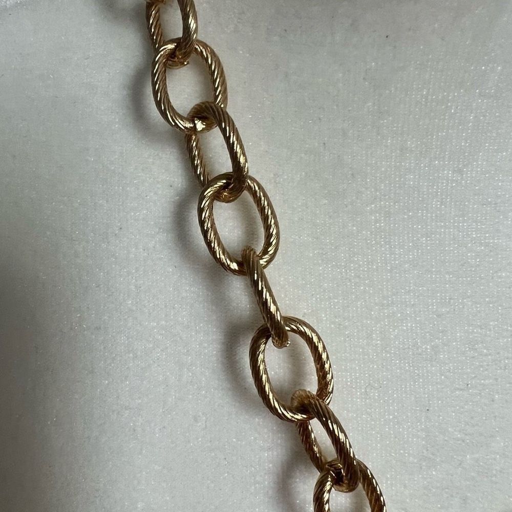 Gold tone chain with green enamel anchor pendant necklace - Picture 3 of 11